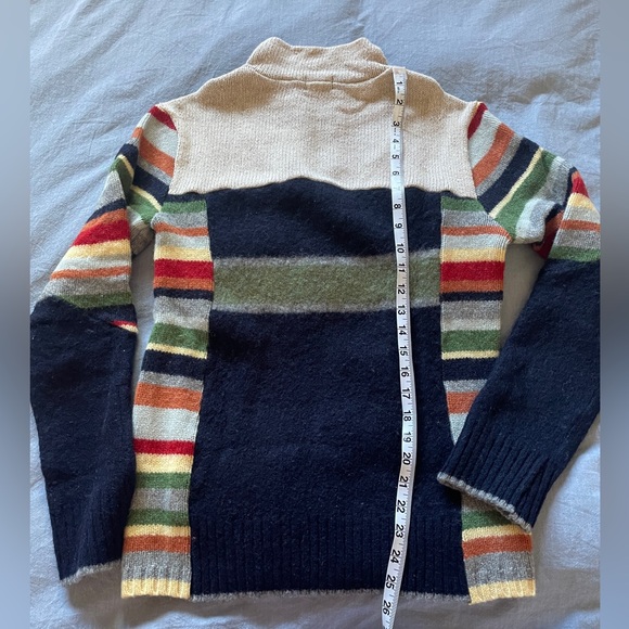 ‘Handcut’ sweater by Preloved (EUC), size small - Picture 4 of 6